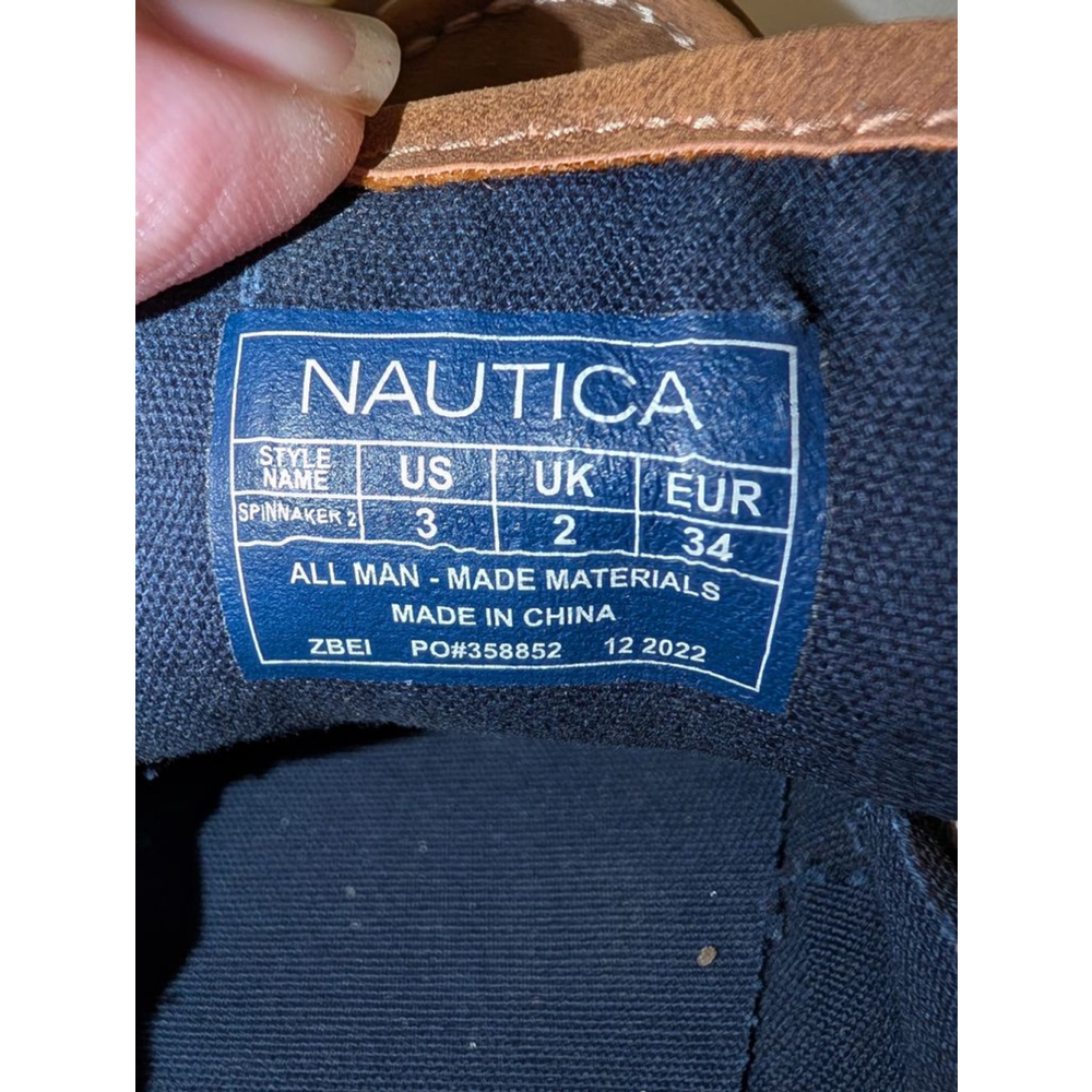 Nautica Boat Shoes Size 3 Brown, Boys - Picture 8 of 8